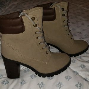 Women's Boots